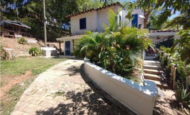 Casa finca en Santa Bárbara - Antioquia  Cerca al casco urbano