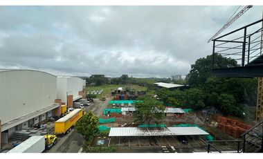 Vendo Magnifica oficina ubicada en el centro logístico de Pereira
