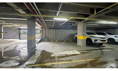 Vendo Magnifica oficina ubicada en el centro logístico de Pereira