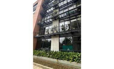 Vendo Magnifica oficina ubicada en el centro logístico de Pereira