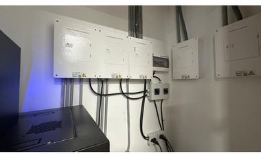 Vendo Magnifica oficina ubicada en el centro logístico de Pereira