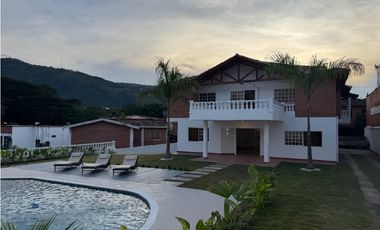 Casa en Venta, San Jerónimo, 867 m2.