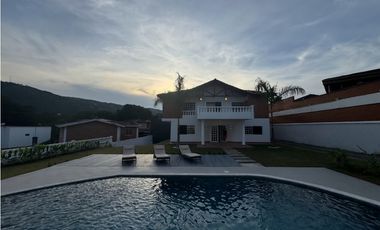 Casa en Venta, San Jerónimo, 867 m2.