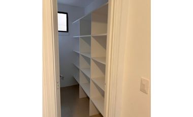 Se Alquila Apartamento En La Castellana 9480259