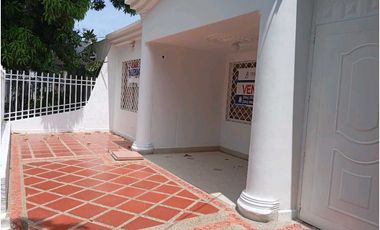 Casa en sector residencial Santa Marta Colombia