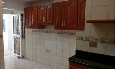 Casa en sector residencial Santa Marta Colombia