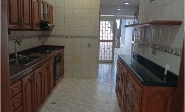 Casa en sector residencial Santa Marta Colombia