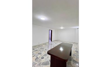 ARRIENDO LOCAL COMERCIAL CENTRO