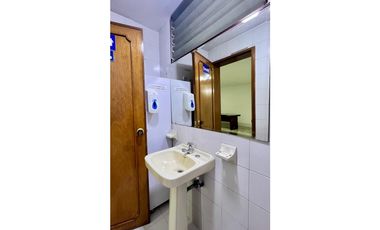 ARRIENDO LOCAL COMERCIAL CENTRO