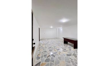 ARRIENDO LOCAL COMERCIAL CENTRO