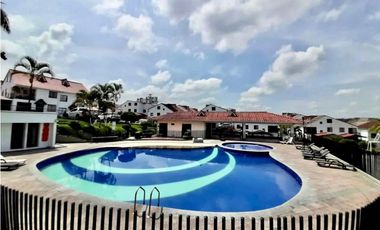 Casa en Arrendamiento en La Castellana, Pereira