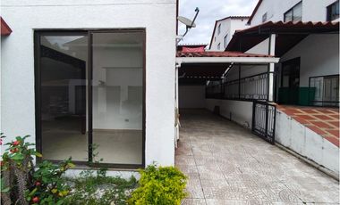 Casa en Arrendamiento en La Castellana, Pereira