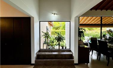 VENDEMOS CASA EN UNIDAD CERRADA SECTOR CARAVANCHEL DE 1 NIVEL