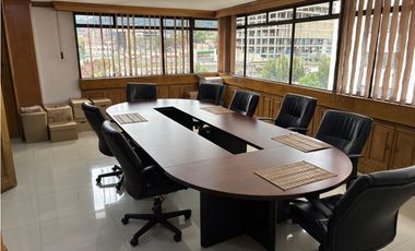 Oficina en alquiler ubicado en Chico Reservado