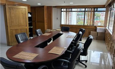 Oficina en alquiler ubicado en Chico Reservado