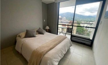 SE RENTA APARTAESTUDIO AMOBLADO CON PARQUEADERO - SECTOR PORTAL  Q