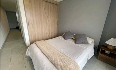 SE RENTA APARTAESTUDIO AMOBLADO CON PARQUEADERO - SECTOR PORTAL  Q