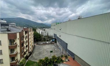 SE RENTA APARTAESTUDIO AMOBLADO CON PARQUEADERO - SECTOR PORTAL  Q