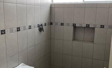 Casa en Venta de 1 Planta en Res. Roble