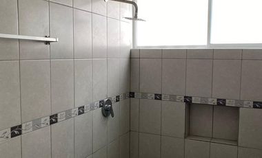 Casa en Venta de 1 Planta en Res. Roble