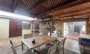 Casa en Venta en Pasaje 26 sur C