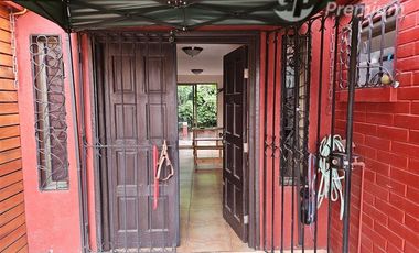 Casa en Venta en Papa Ceferino con Papa San Lino / Se vende Casa 3 Dormitorios 2 Baños con Estacionamiento