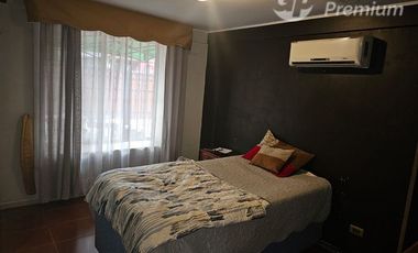 Casa en Venta en Papa Ceferino con Papa San Lino / Se vende Casa 3 Dormitorios 2 Baños con Estacionamiento