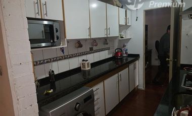 Casa en Venta en Papa Ceferino con Papa San Lino / Se vende Casa 3 Dormitorios 2 Baños con Estacionamiento