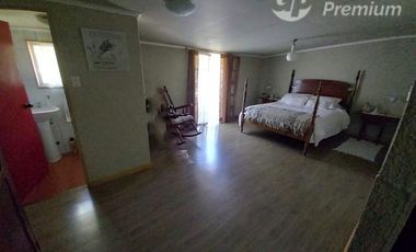 Casa en Venta en Calle Los Encinos - Lago Caburga. Santa Blanca II