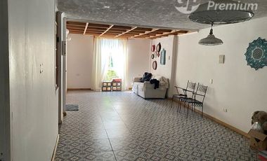Casa en Venta en Calle Los Encinos - Lago Caburga. Santa Blanca II