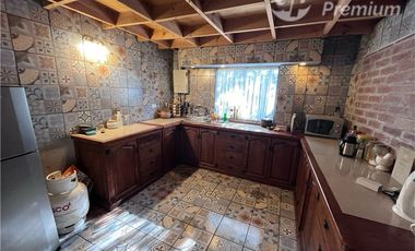 Casa en Venta en Calle Los Encinos - Lago Caburga. Santa Blanca II