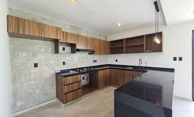 Casa en Venta en Punto Lomas / 4 recámaras