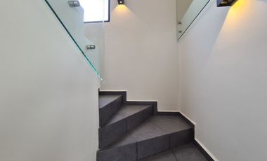 Casa en Venta en Punto Lomas / 4 recámaras