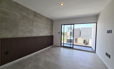 Casa en Venta en Punto Lomas / 4 recámaras