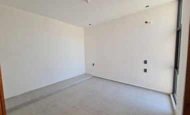 Casa en Venta En Lomas de la Rioja / amplio jardín