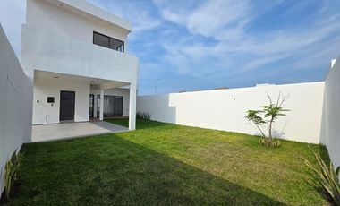 Casa en Venta En Lomas de la Rioja / amplio jardín
