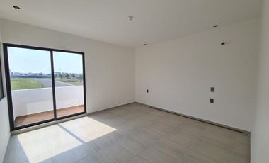 Casa en Venta En Lomas de la Rioja / amplio jardín