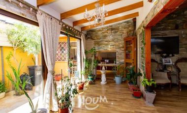 LINDA Y AMPLIA CASA EN VENTA EN QUILICURA