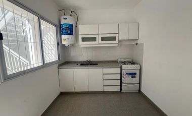 Departamento moderno de dos ambientes a estrenar al frente.Ballester