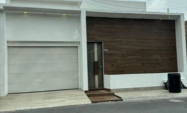 Casa en Cumbres 2o. Sector