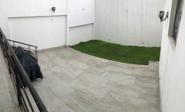 Casa en Cumbres 2o. Sector