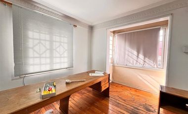 Casa en Arriendo en Chile España con Simon Bolivar