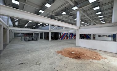 Arriendo Centro Comercial, Franklin - Santiago