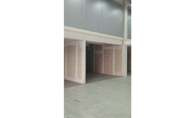 Arriendo Centro Comercial, Franklin - Santiago