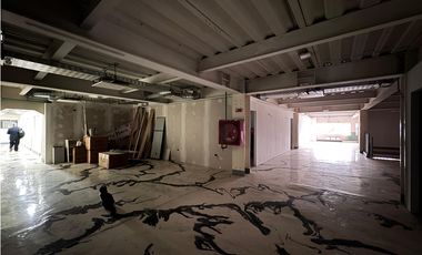 Arriendo Centro Comercial, Franklin - Santiago