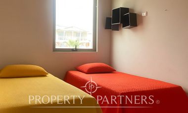 Espectacular casa en Hornitos con piscina y vista al mar