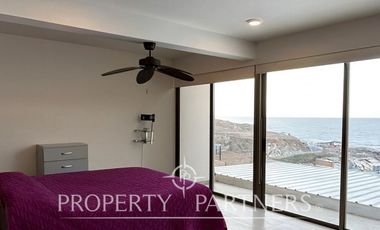 Espectacular casa en Hornitos con piscina y vista al mar