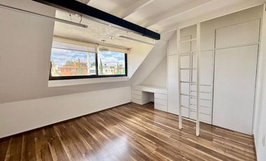 CASA EN RENTA EN SATÉLITE