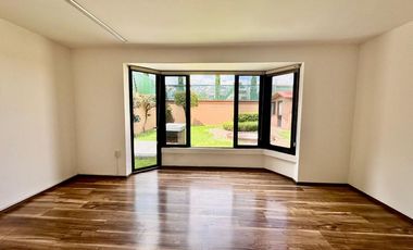 CASA EN RENTA EN SATÉLITE