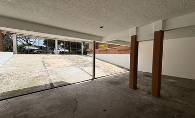 CASA EN RENTA EN SATÉLITE